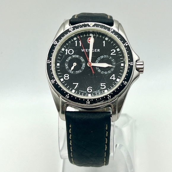 Vintage Wenger 2003 Men’s Swiss Military Chronograph Round Diver 100M Working - Picture 1 of 10